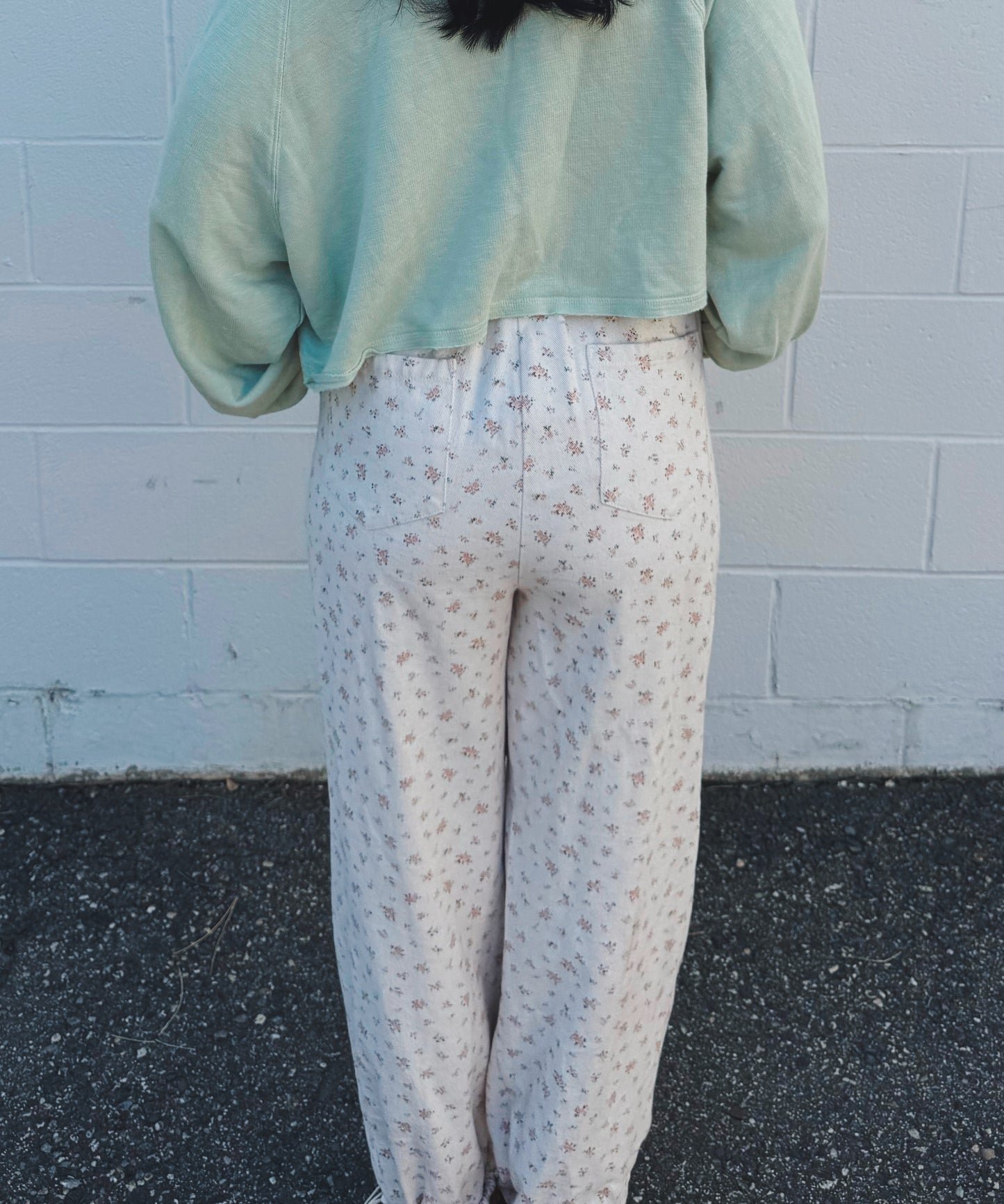 Beige Floral Print Cargo Pant