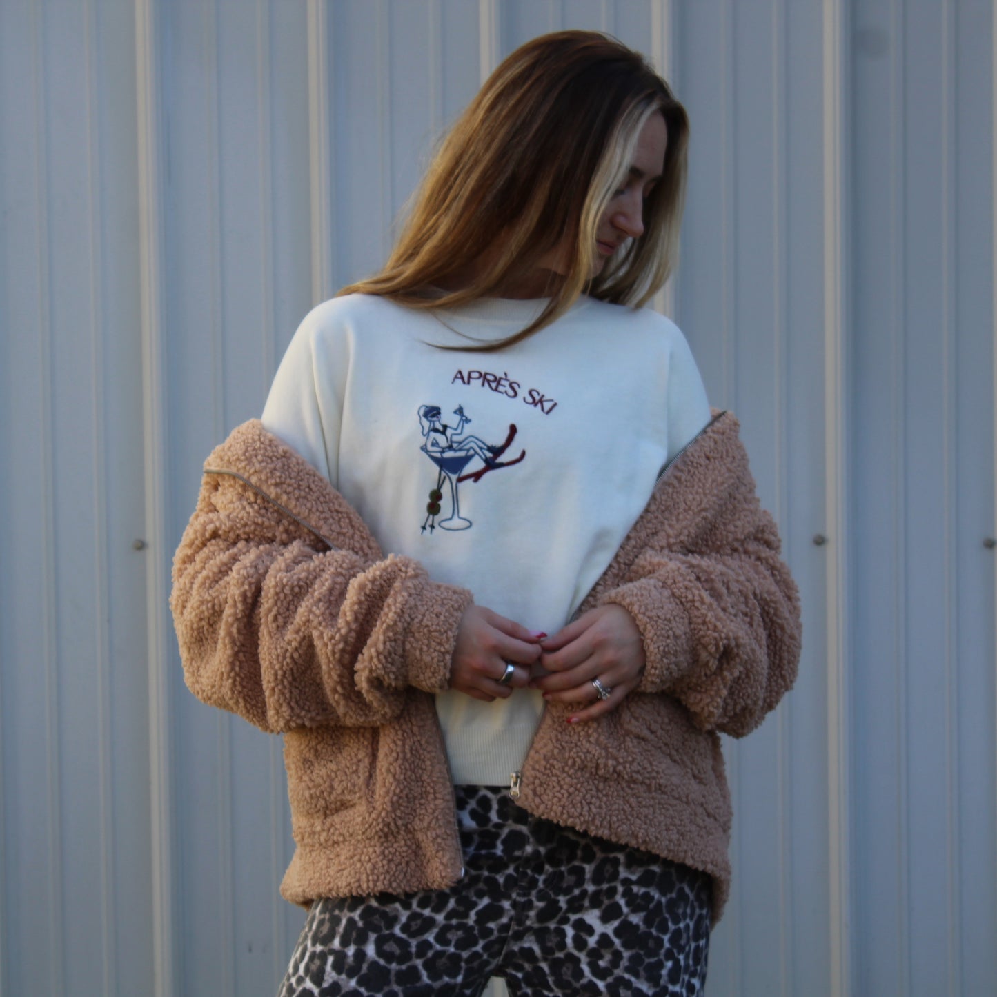 Aprés Ski Graphic Sweater